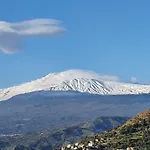 Sciala' Two * Taormine
